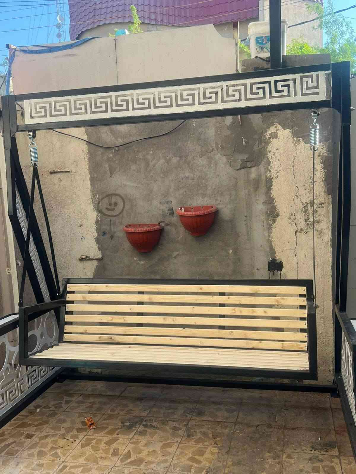مرجوحه  تفصال حديد 2مليم  تتفصخ ارتفاع216 وطول210 وعرض150 في البصره السعر 450   رقم تليفون ***********
