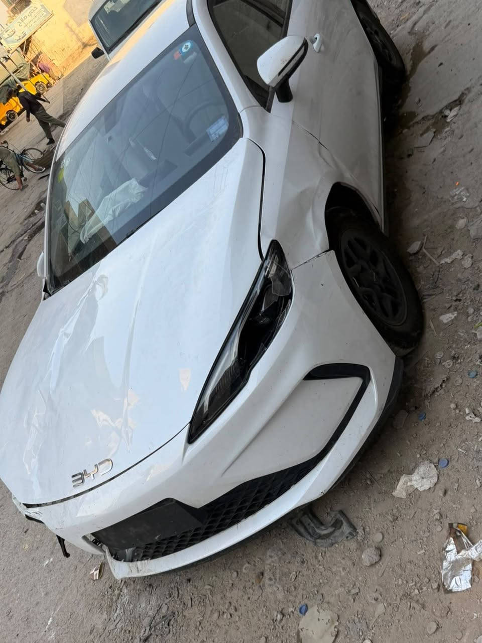 سيل 5بيه حادث بلبجم ماشيه ٧٠٠٠ صفحه اليمنه الضرر ايرباكات طاكه وجاملغ اليسره يصير باردشغاله وتمشي بس راديتر مزروف  مكانه البلديات تقاطع الامن ***********
