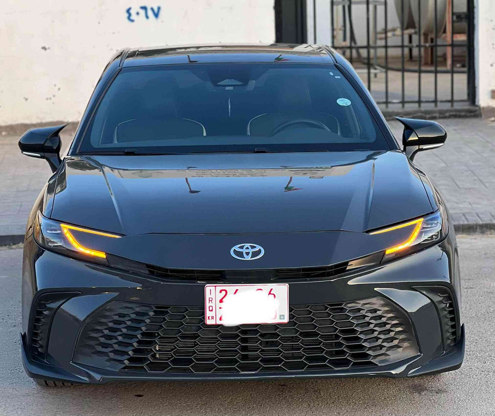 كامري SE • ٢٠٢٥ • تويوتا