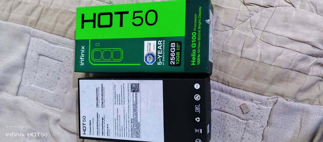 انفنكس هوت 50 للبيع سعر 250بيه مجال جهاز بعده بستيكرات الشركه استخدام شهرين ملحقاته كامله تواصل واتس ***********
