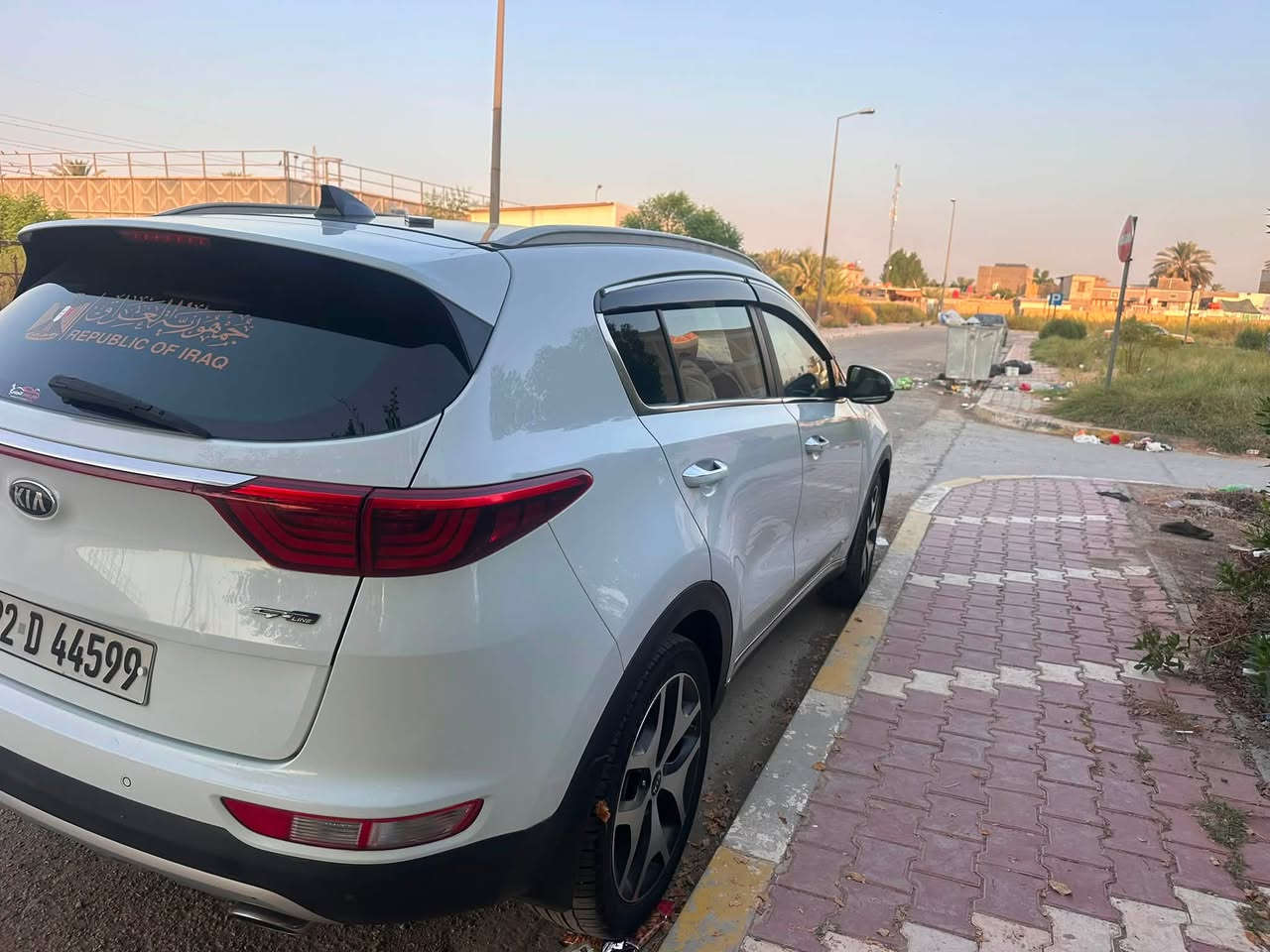 السلام عليكم
سبورتج للبيع 
موديل 2016 GT LINE
معروفه مواصفاتها ماكو داعي اذكرها
ماشيه 99800 ك
رقم اربيل مكانها بابل مركز المدينه 
السعر 16000$ وبيها مجال 
السونار منشور بالصور 
للاستفسار الاتصال على 
***********
