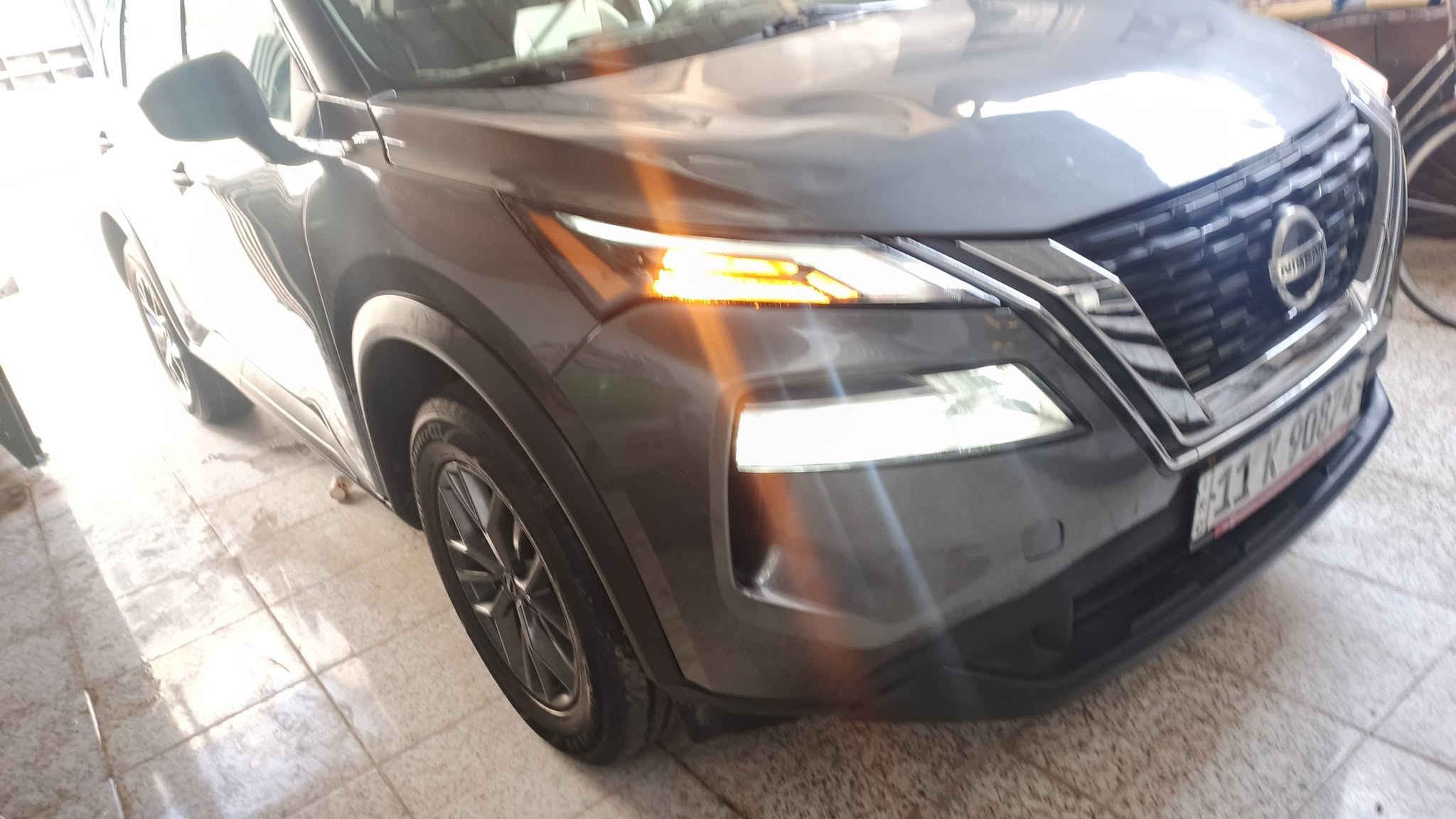 سلام عليكم نيسان روج موديل 2023 سيارة جديدة بيها قطعه واحده محرك 3اسلندر تيربو محرك كير بشرط كفاله فول المواصفات عدا بنراما تخم تايرات ويل كروم رادرات أمامي خلفي وارد أمريكي حادث من أمريكا فقط بنيد سبير مانزل ملاحظة رقم الموبايل بي بس واتساب *********** مكان ديالى بعقوبه
