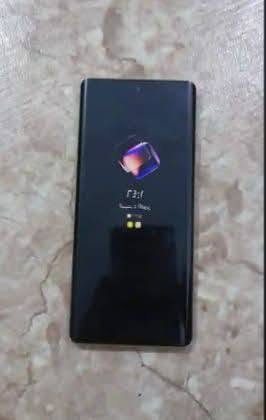 نوت 40 برو • نسخة BMW • جديد