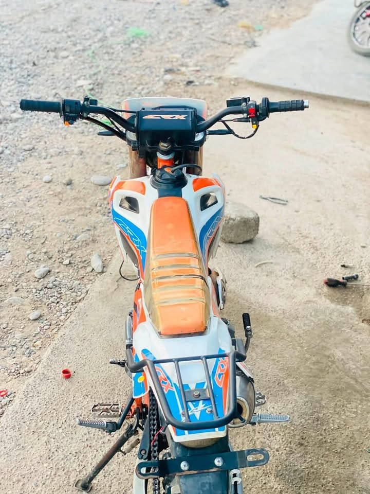 مكلف بالنشر

السلام عليكم قفاز crx300cc مبدل ولفات فقط كل شي شغال بي ما عده الشاشة لايت اشاير بگ لايت سلف شغال السعر مليون او خمسين او بي مجال اي استفسار ع الرقم ‭***********‬

