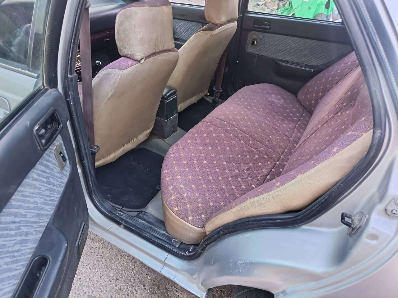 ألنترا ٩٤رقم بغداد كير عادي محرك مفتوح مكفولة من كلشي بس نقص تبريد السيارة نضيفة مال جناي ديالى كنعان اتصل على *********** لا خاص ولا تعليق السعر٣١وبيهة مجال قليل شواصي مكفولات هزة وسنوية ورقم جديد
