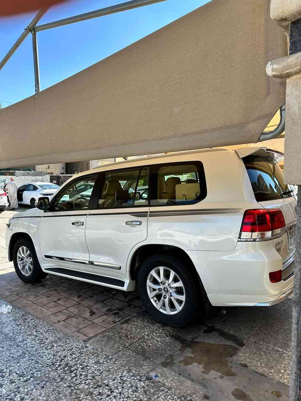 سلام عليكم للبيع لاندكروز 18وايت اديشن فول مواصفات
محرك V6 4000
مكفوله من ضربه وصبغ بيه ملاحضات بسيطه
مواصفات
شاشه كبيره
نحكم ستيرن
كامره خلفيه
بصمه
هوك خلفي
8ايرباك
كشنات جلد
تدفئه تبريد
ثلاجه
انضمه قياده
شاشات خلفيه بلادي
تساسات امامي خلفي
لايت زنون
معروفه مواصفات وايت اديشن
رقم بغداد تحويل وكاله
سياره ماشيه 74الف حقيقي شرط فحص سعر 473

 
وبيه مجال بسيط مكاني بغداد
***********
9+
اكتب تعليقًا...
تحديد
0o.
•••
