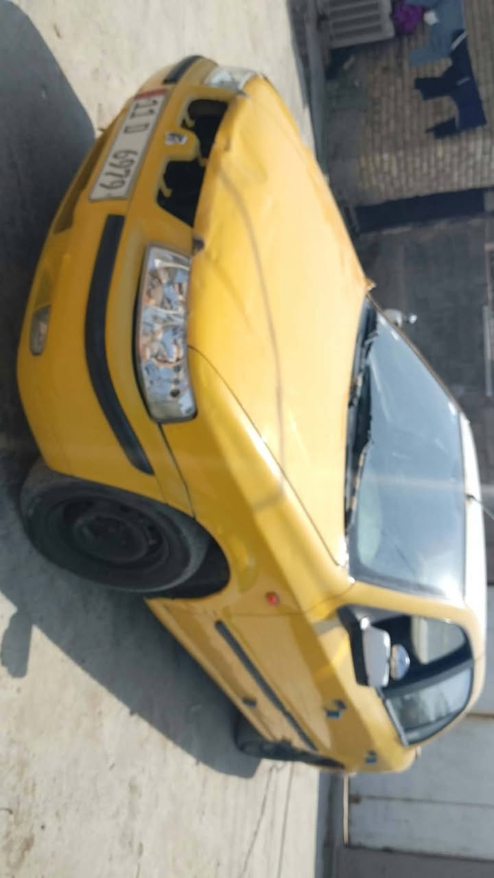 سمند 2009 رقم بغداد انكليزي 
هيئة غرامة مصفرة سنوية 2028
محرك وكير كفالة.     يخبل 
سيارة ناعمة 

صدرها من طول لطول كلة جديد 
دواخل كلش حلوة 

تبريد عوزة غاز 
السعر 20 قفل 
***********

