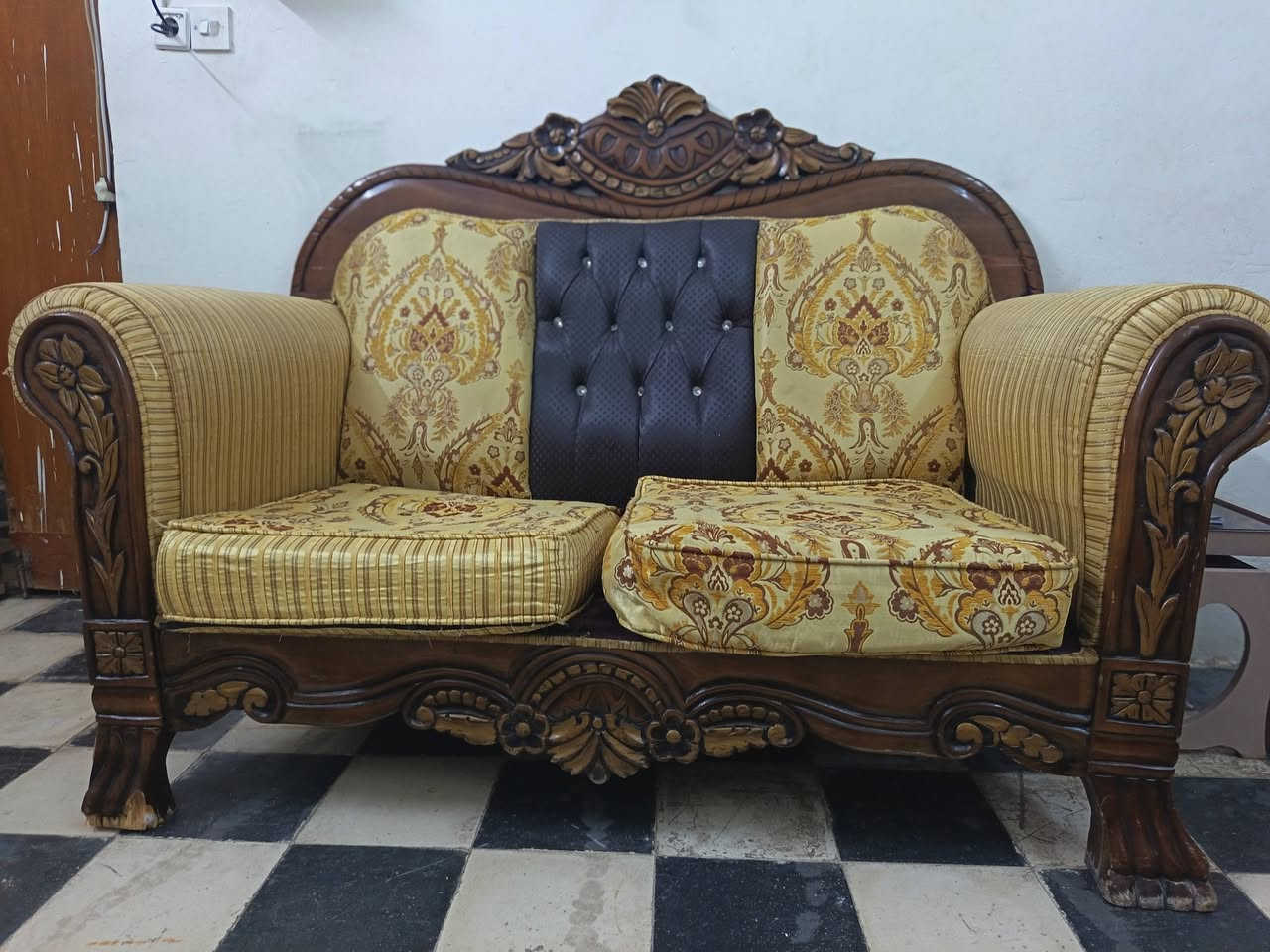 تخم للبيع نظيف نظافة 90% ، 5 قطع ، قطعتين بحجم 2 متر ، قطعة بحجم متر ونص ، قطعتين بحجم متر ، السعر 170 وبيه مجال
تخم للبيع نظيف نظافة 90% ، 5 قطع ، قطعتين بحجم 2 متر ، قطعة بحجم متر ونص ، قطعتين بحجم متر ، السعر 170 وبيه مجال
للاتصال  : ***********
التواصل واتساب : ***********
