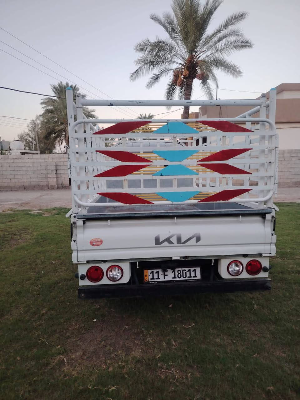 السلام عليكم  عندي سياره للبيع موديل 2025مكفوله كفاله عامه من كير من محرك  تايرات جدد واستفسار على هاذا رقم 👈***********

