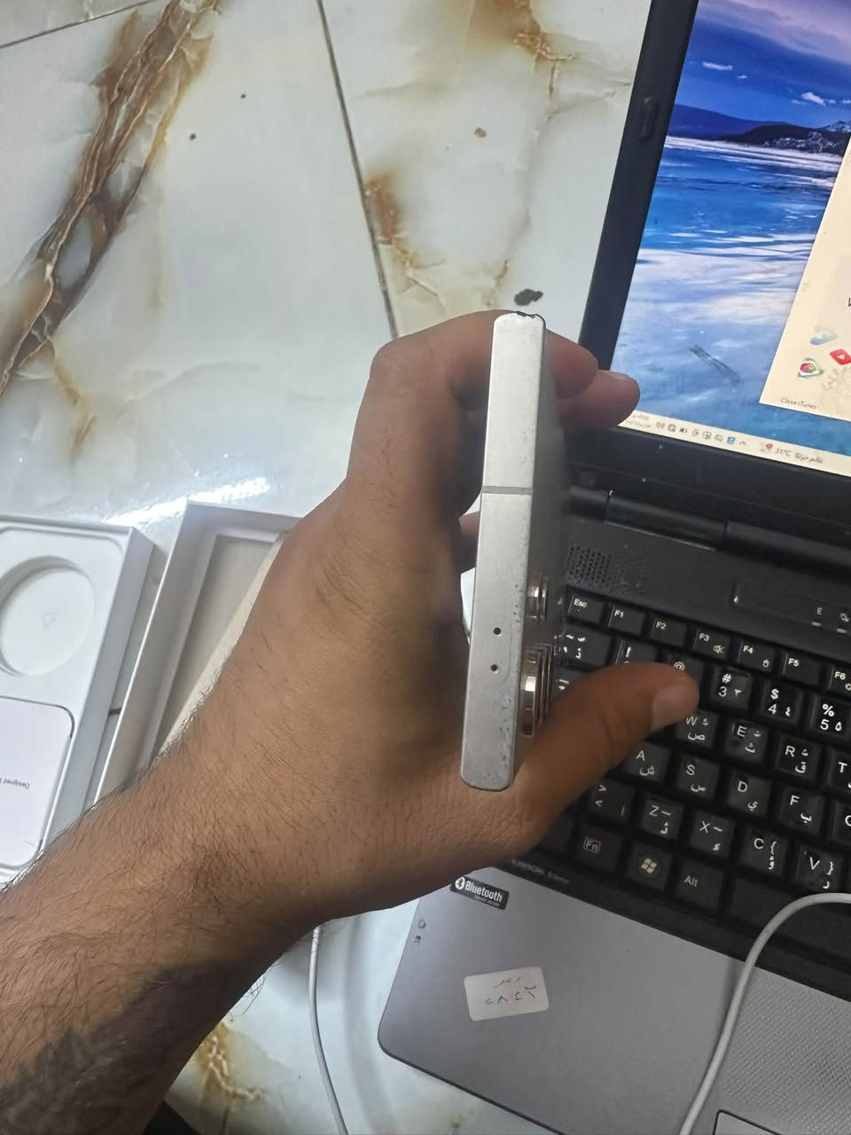 سامسونج الترا٢٤ 
ذاكره 1 تيرا عملاقه
دبل شريحه مكفول مامفتوح فقط ضهر مفطر 
سعر٩٠٠
عنوان شاميه***********
