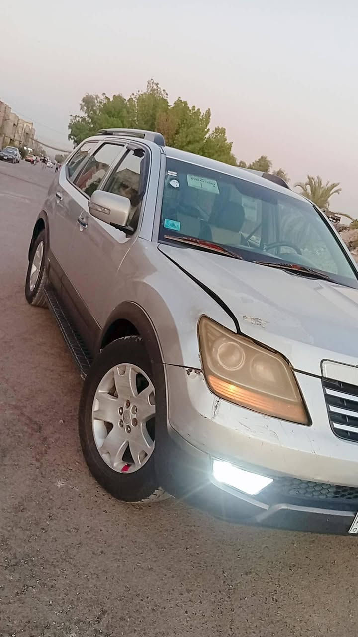 السلام عليكم كيا مهافي ستيشن وارد خليجي السعر 110 بيها مجال للطيبين 
سياره بسمي رقم انكليز تحويل ثاني يوم 7 اراكب سياره كامل المواصفات من بنورامه تحكم ستيرن كشنات كهرباء ثلاجه جامه السايق كهرباء جنطه شفط 
محرك 3800 شلعه معدل مكينه مكفوله صوتها ناعم تخبل 
حماوه جوه النص مكينه كير كفاله 
سياره مكفوله من الكلبه والجفيه حادث جاملغ امامي بصف السايق تخم تاير جديد سياره جانيها صالها 4 سنوات دهن ب100 ابدله بانزين كله محسن امانت الله كلش مداريها كلوبات اشاير هورن زنون كامله السياره وجاهزه نقوصات بصيطه  مكاني بغداد الشعب رقمي ***********
