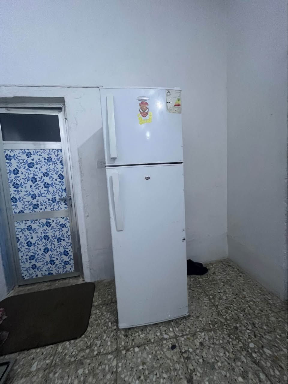 ثلاجه رويال  طولها 170نضيفه شغاله وعلى الفحص سعرها 150 وبيه مجال المكان نهايه الشعله منطقه الدهله *********** بغداد, العراق
