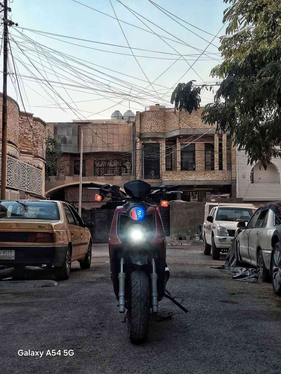 سكننس جبلي للبيع دراجه مفتوحه تجفيت جديد  مكينتها تاكل الكاع شلعه ومعدل لا تنقيص ولا تبخير بوشه بلاديه مالتها 
بيها ستيرن رياضي 
كلج امامي رياضي
كلج خلفي رياضي 
قبق فلاوين رياضي 
قاعده مال رقم 
بانزين كله محسن اديرلها ودهن موتل بس
جاملغ امامي كاربون فايبر 
السعر 900 لتواصل
 *********** واتساب فقط
*********** تصال فقط

نص مكتوب في الصور:
- Galaxy A54 5G