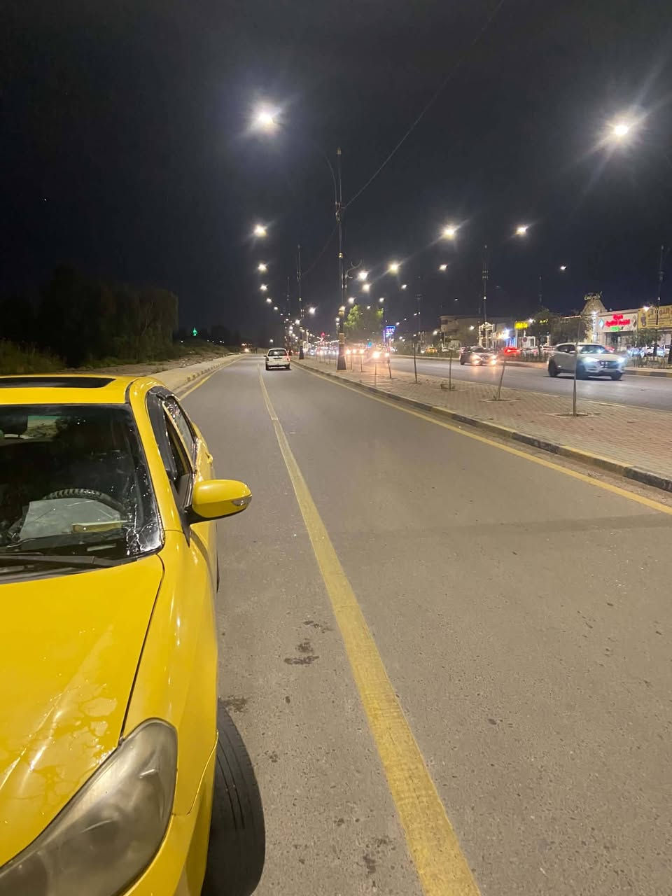 سيارة للبيع بيواي دي مكينه وكير يركس شرط كير و مكينه فتحه في السقف تنته هزه وغرامات صفر رقم ماله جديد دولي طخم تاير جديد باتري جديد السياره جاهزه مابيه اي نقص مباشر ع شارع اي رابع مايحتاجله هذا رقمي كورك *********** بي واتساب السعر ٤٥ وبيها مجال الشراي
