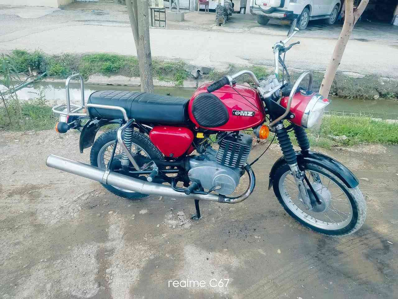 ريلمي C67 • موبايل • صور