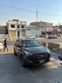 توسان • ٢٠١٥ • مجال بسيط