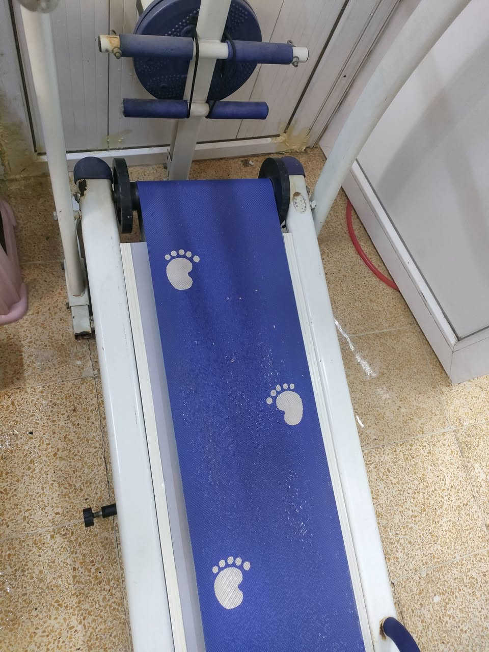 @الجميع جهاز للبيع شغال جري رياضي السعر 75 والنقل على الشاري العنوان حي الميثاق ***********
