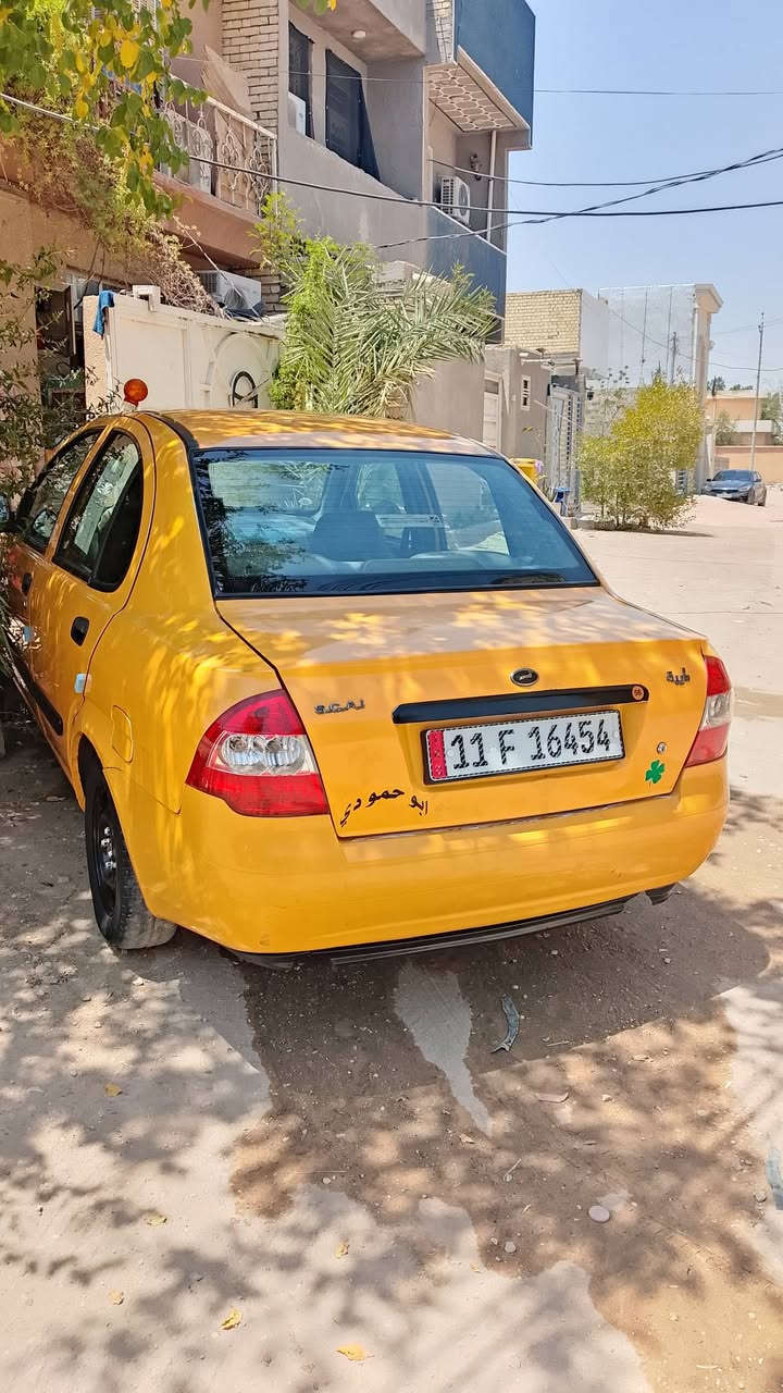 طيبه للبيع مديل 15 بغداد سياره بسمي كير مكينه كفولات حداديه نضيفه تبريد ثلج هيئه وغرامات مصفره  وهستوني شديت اله تخم تأير امامي  جدد استفسار أتصل وتدلل ***********
