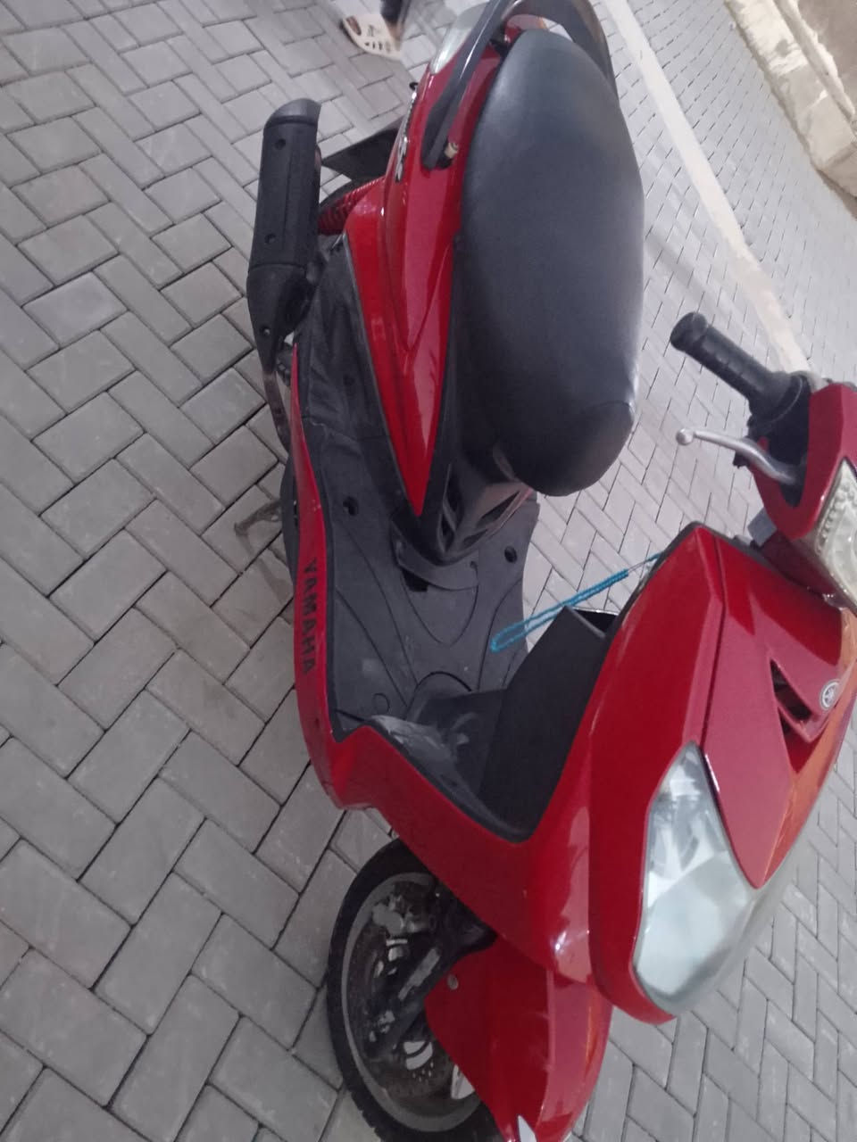 دراجه سكنس للبيع مكينه برغي مامفتوح بيها  ***********
750 وبيها مجال
