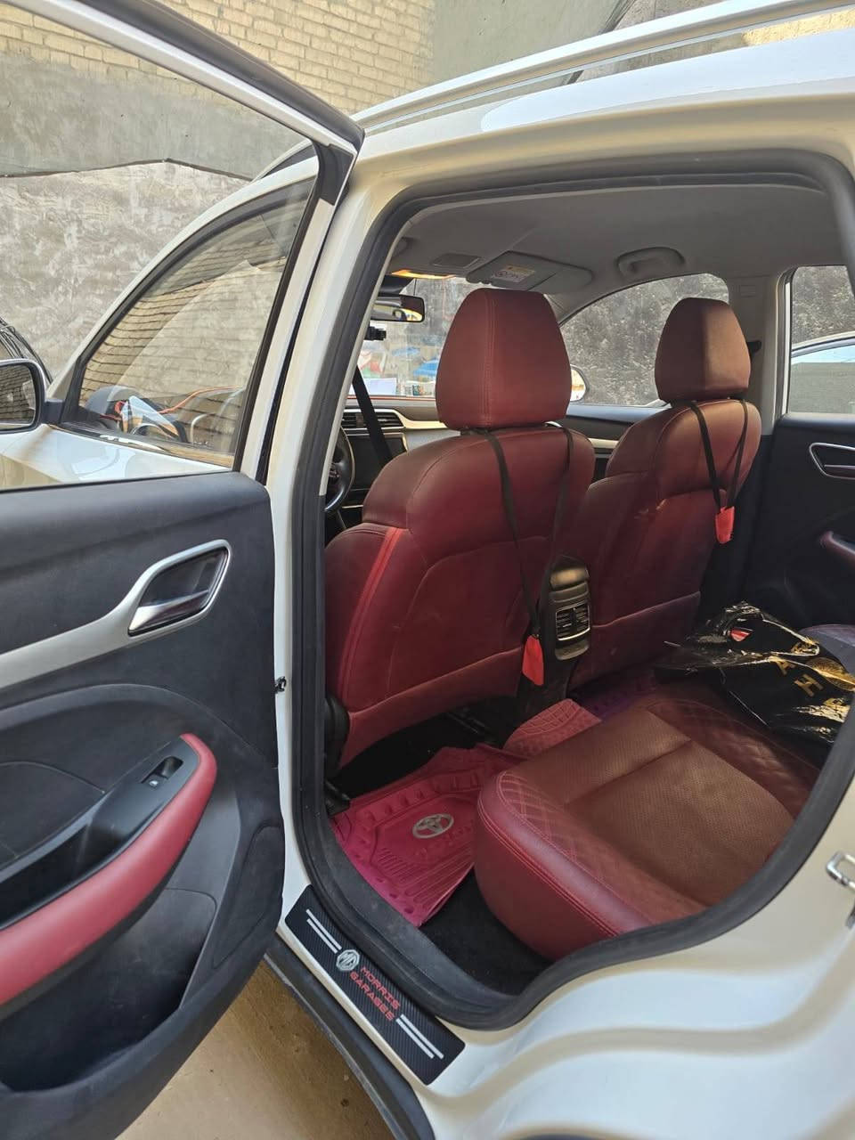 السلام عليكم ورحمة لله وبركاته MG ZS موديل 2021 ماشي 50 كيلو كفاله عامه بشرط تفحص وين متريد بضمان الشركه السعر
115و بيها مجال لطيبين
بغداد البنوك ***********
