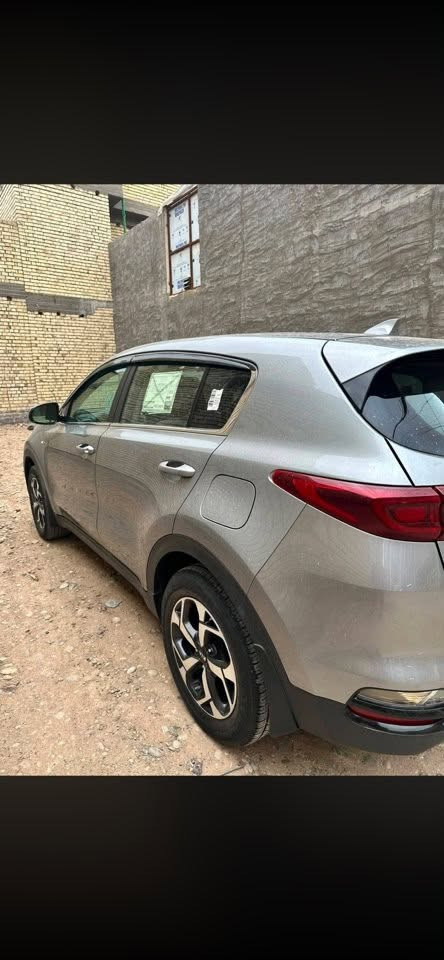 اسبورتج موديل ٢١ 
مراوس بجارجر حته اذا مجفيه بيه صبغ عام***********
