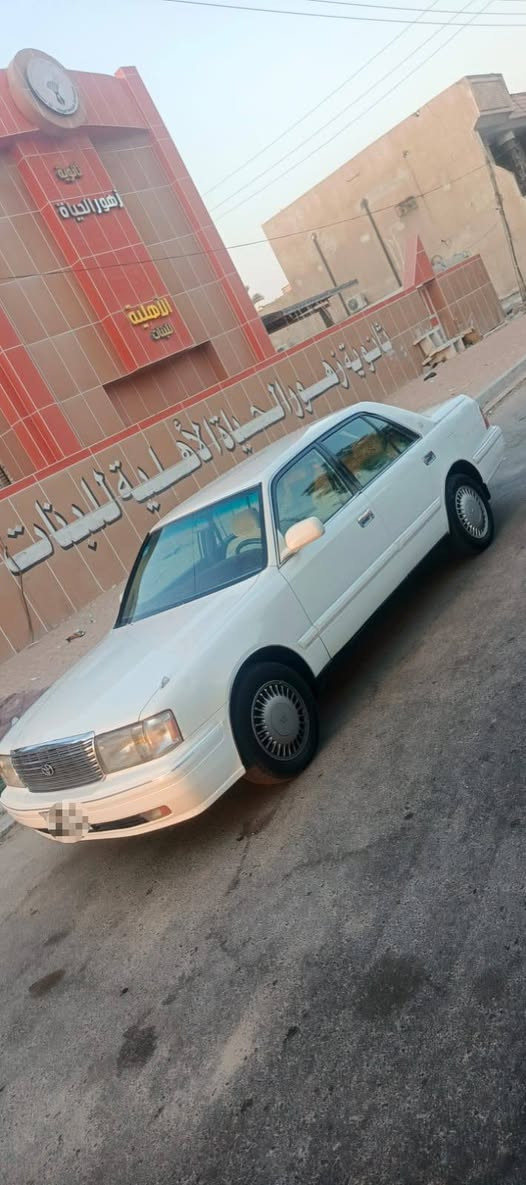 سلام عليكم رأس ثور يسره ابلاد بيه جاملق الوره مبدل مكفوله من الكص والنقل جثه مكينه اثنين ونص وكير وتبريد ثلج رقم انكليزي راعيه جاري سعره, 67وبيه شي بصيط مكان البصره رقم الهاتف ***********
