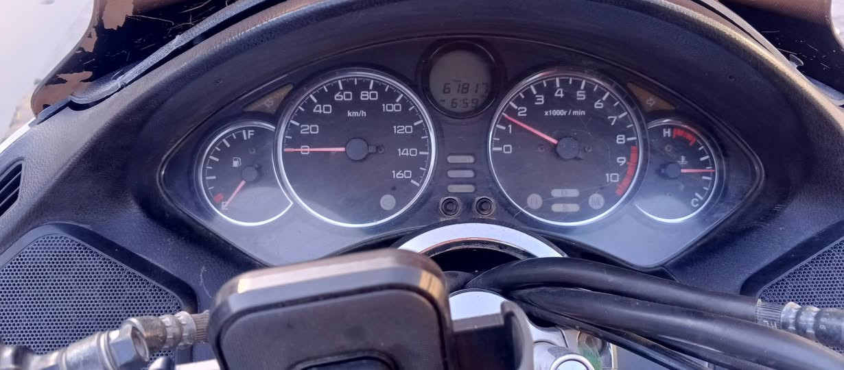 السلام عليكم دراجه فورزا 0.8 بصمه شغاله نكره سلف  تجفيت جديد  كهربائيات كلها شغاله باتري جديد  كلجات جدد دسكات جديد دراجه فول جاهزه خير من الله بغداد شارع فلسطين ***********
