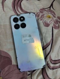 هونر X6a • ١٢٨ جيجا • شاشة مبدل اصليه