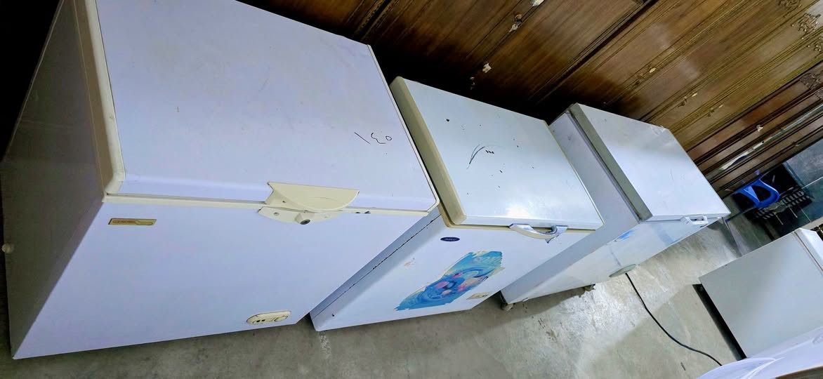 اثث بيتك بأنسب الاسعار سعار الشمال 🌹 
وصول وجبة من الثلاجات والمجمدات نضاف السعر من 135 لل195 وبيهم مجال 
صلاح الدين ناحية العلم قرية الربيضة خلف مدرسه سومر للبنين 
***********
يوجد خدمة توصيل داخل المحافظة فقط 🚛
