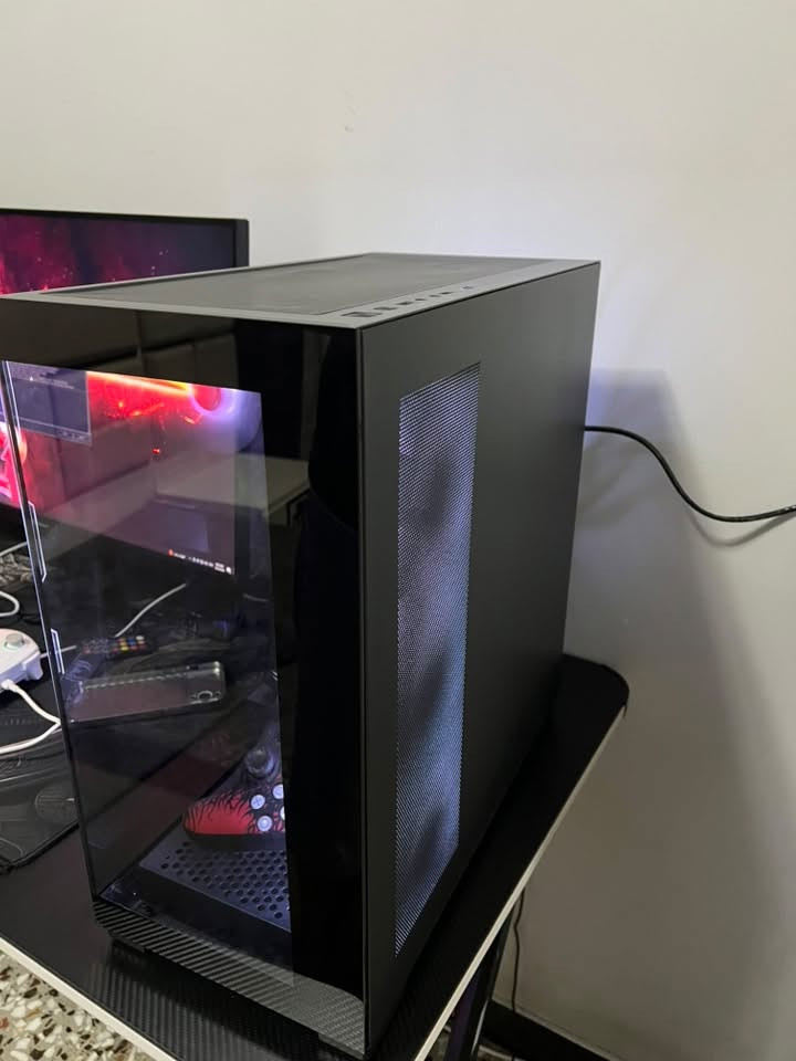 السلام عليكم
تجميعه للبيع 
المعالج : R5 5600X
كرت شاشه : RTX 5060 GIGABYTE
رام : 2x8GB 3200MHZ PUSKILL
مساحه تخزين : 1TB PUSKILL
مذربورد : GIGABYTE B550 AUROS ELITE
مبرد : AG400 ARGB
باور سبلاي : 550W BRONZE
تجميعه استخدام قليل قبل اربع تشهر اخذته بعده ب ضمان وصل موجود وكراتين كله موجوده 
مكان بغداد العامريه 
***********
