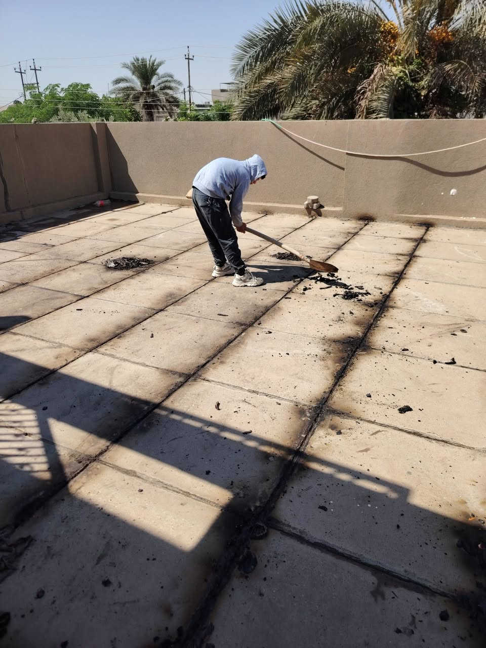 سلام عليكم
نشتغل انواع ماستك وقير وتصليح ماستك قديم نشتغل كل مناطق كركوك ***********

نص مكتوب في الصور:
- j@4ansz
- @ms65705
- @4ansz