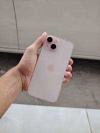 آيفون ١٥ • ٢٥٦ • مبدل ظهر