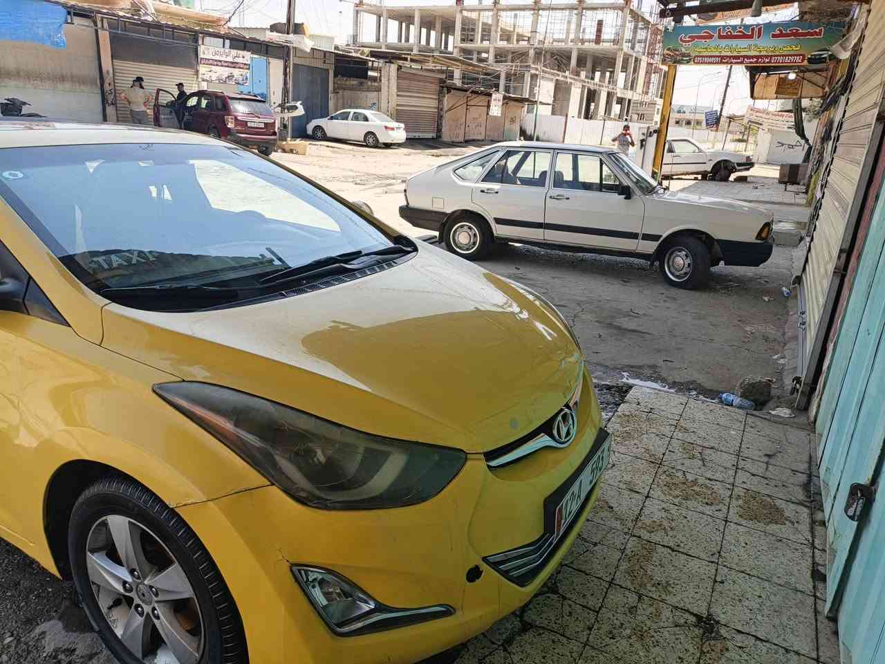 افانتي امريكي
بدون ضرر رقم نينوئ مميز 
هيئه وغرامات صفر 
شرط التحول 
كير شرط مكينه بيها صوت راجس 
مكينه 18
سياره جاهزه مايعوزها شي 
***********
***********
بيع ومراوس بسيارة خصوصي
