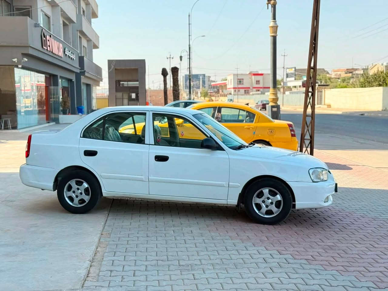للبيع هونداي فيرنا موديل 2010 گير عادي سياره بي مكانات صبغ سبب تقشير بدون ضربه رقم اربيل دولي سنويه لحد 2030 سياره جاهزه بدون نواقص سعر60بي مجال *********** مكان سياره كركوك
