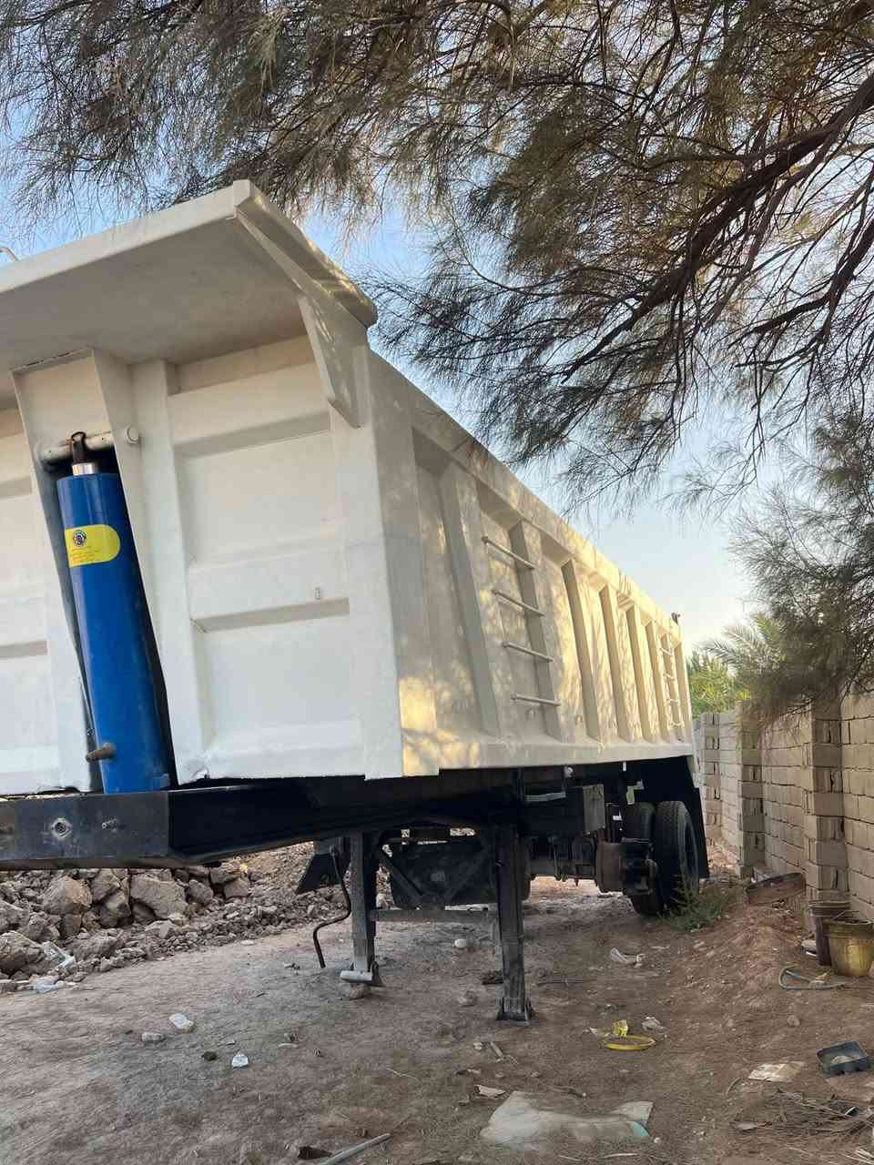 سلام عليكم للبيع عربانه ناصر أحمد 
بدون تاير ولا ويل شاصي مكفول 
السعر ٨٥ وبيه مجال شويه 
مكان كربلاء المقدسة
***********
