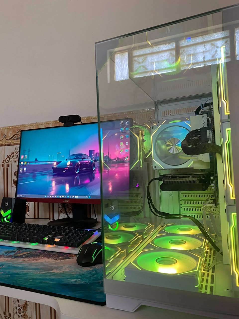 حاسبة للبيع 
مواصفات الحاسبة: 
المعالج: Intel Core i5 14400F
اللوحة الأم: ASUS H610M
 الرام: Asgard 16GB 8.2 RGB
.  التخزين: SSD M.2 Samsung 512GB
.  كرت الشاشة: ASUS RTX 3060 12GB
.  الباور سبلاي: Rocket 850W
.  الكيس: Mass M016
الشاشه هيAOCالحجم 24زمن الاستجابة1ms 
  165Hzماوس كيبوردRG +ماوس باد +كامرا +يده و ستاند يده +مصخم صوت كله RG+ميز كيمنكRG حامل سماعه حمل كلاصات بل ميز بيسي كامل متكامل بس تشغلها و تلعب كلشي ما ناقصه بيسي كلش نضيف اله درجه تمستخدمه شي كلش قليل جديده و نضافه 100/100 رقم و تواصل واتساب مو شراي لا تعبني الرقم ***********
