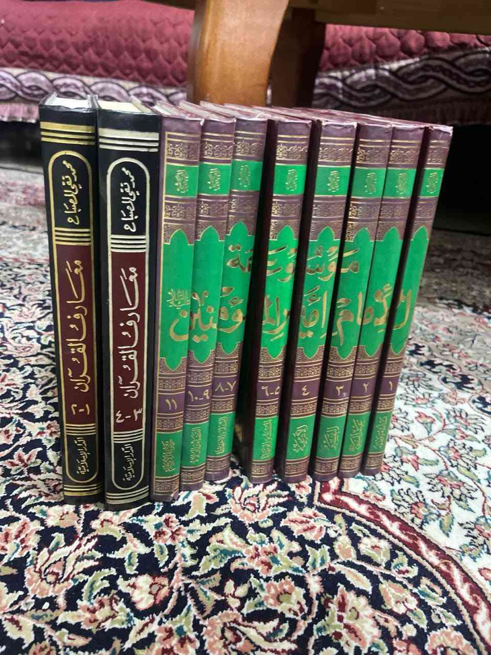 مجموعة كتب ادبية للبيع 30 مجلد بسعر 165 الف مع التوصيل العناوين:
موسوعة الامام علي للشيخ باقر القرشي 11 مجلد
معارف القرآن لمحمد تقي المصباح مجلدين
شعر ابن المعتز مجلدين
العصر الجاهلي لشوقي ضيف
الاصمعيات
البخلاء
حديث الشعر والنثر لطه حسين
كتاب الصناعتين
جواهر الادب للمرحوم احمد الهاشمي
طبقات الشعراء لأبن المعتز طبعة صادر
طبقات الشعراء لأبن المعتز طبعة المعارف
الوسيط في الادب العربي 
شرح ديوان جرير 
ديوان عمر بن أبي ربيعة 
النابغة لايليا حاوي 
ابو الحسن الحصري القيرواني
شرح شذور الذهب
حياة الشعراء في الكوفة
