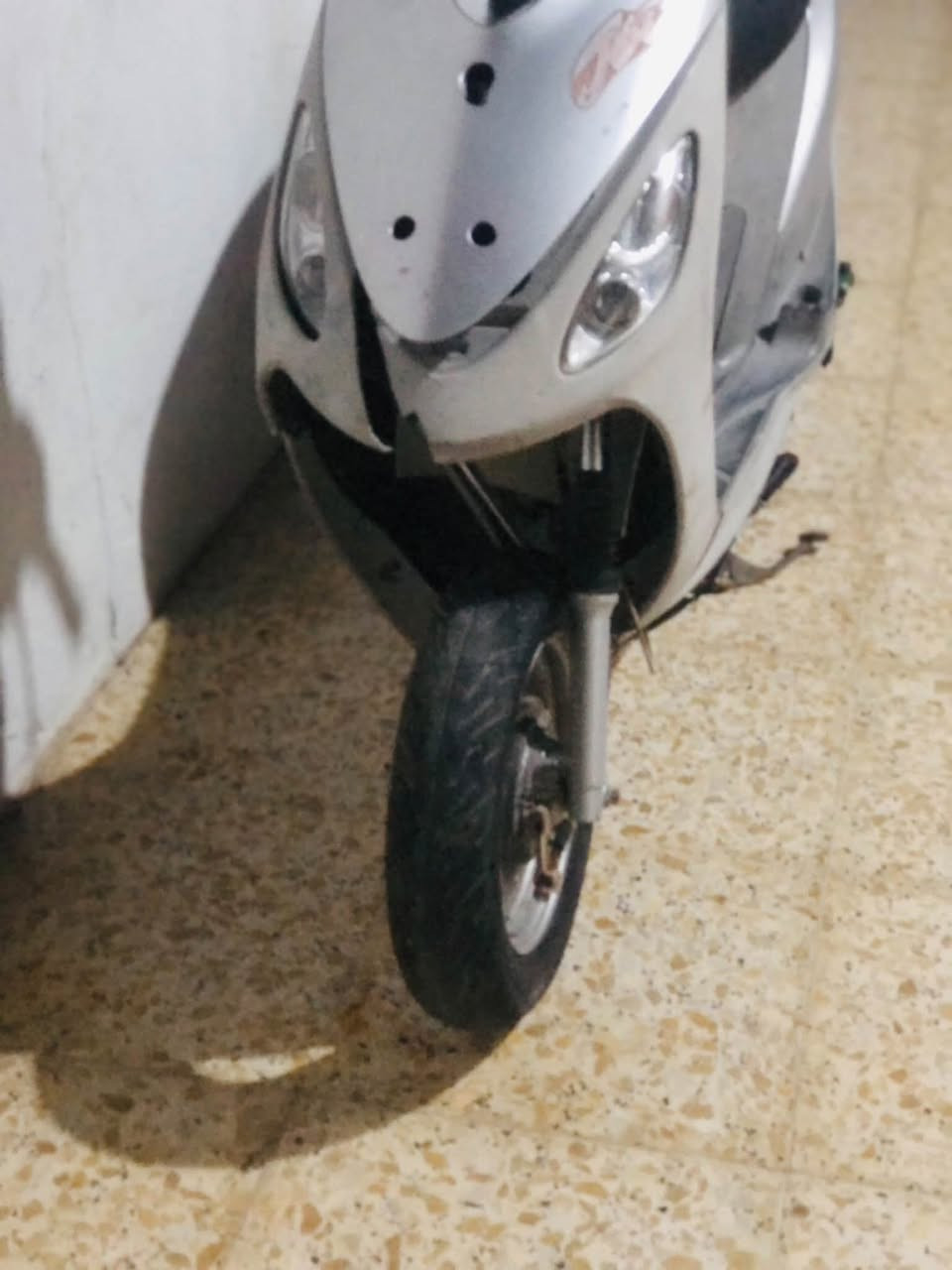 ماكس منغولي دراجة نضيفة حاوية بس بيهة دبل مكطوم وماشة سعر 650قفل (***********)
