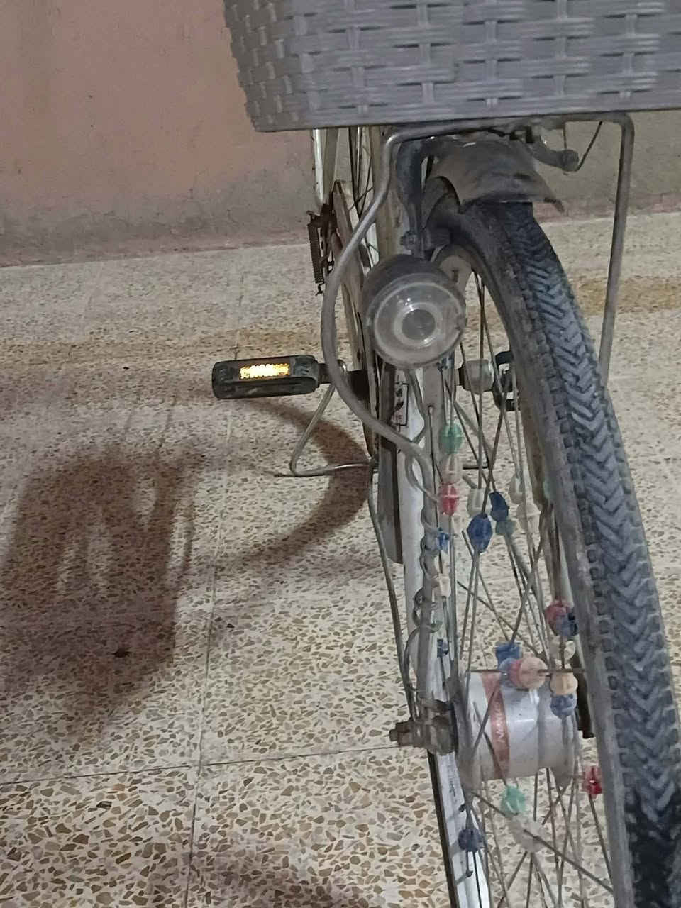 🖐️السلام عليكم ورحمة الله وبركاته 🖐️
                     🔥للبيع🔥
بايسكل🚲 عبد الحليم لون حليبي 
البايسكل كلو شغال بريكان ورة كدام حس شغال 
الموقع📍:(حي الميثاق)
السعر 💲:(75ألف)
للتواصل 
كورك☎️‏‪***********‬‏
اسيا☎️***********
