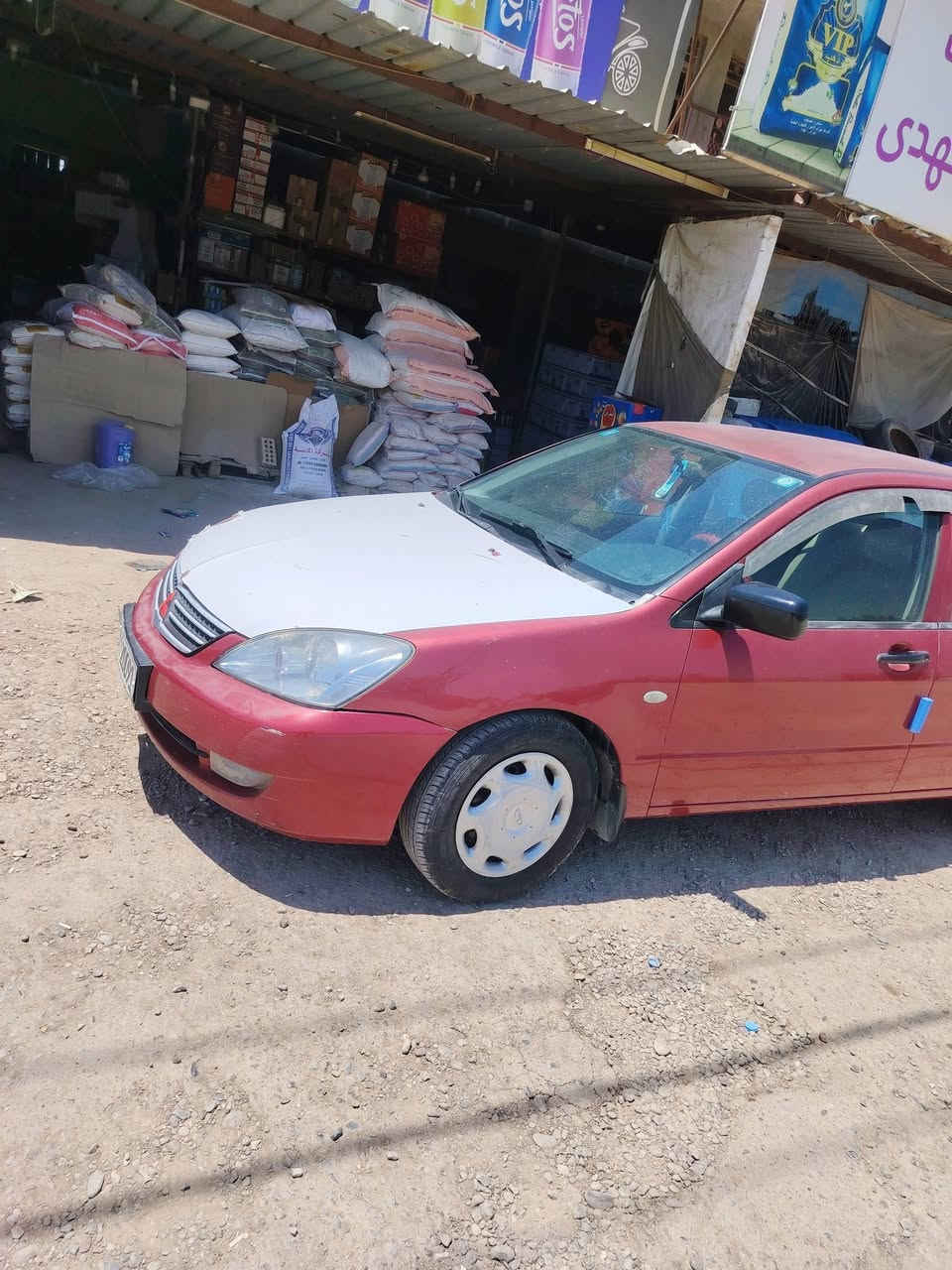 سلام عليكم سياره لانسر موديل ٢٠١٠ رقم بغداد بسمي تبريد ثلج تخم تايرات جديده صدر جديد سعر٧٤ وبيهه مجال الطيبين للاستفسار ***********
