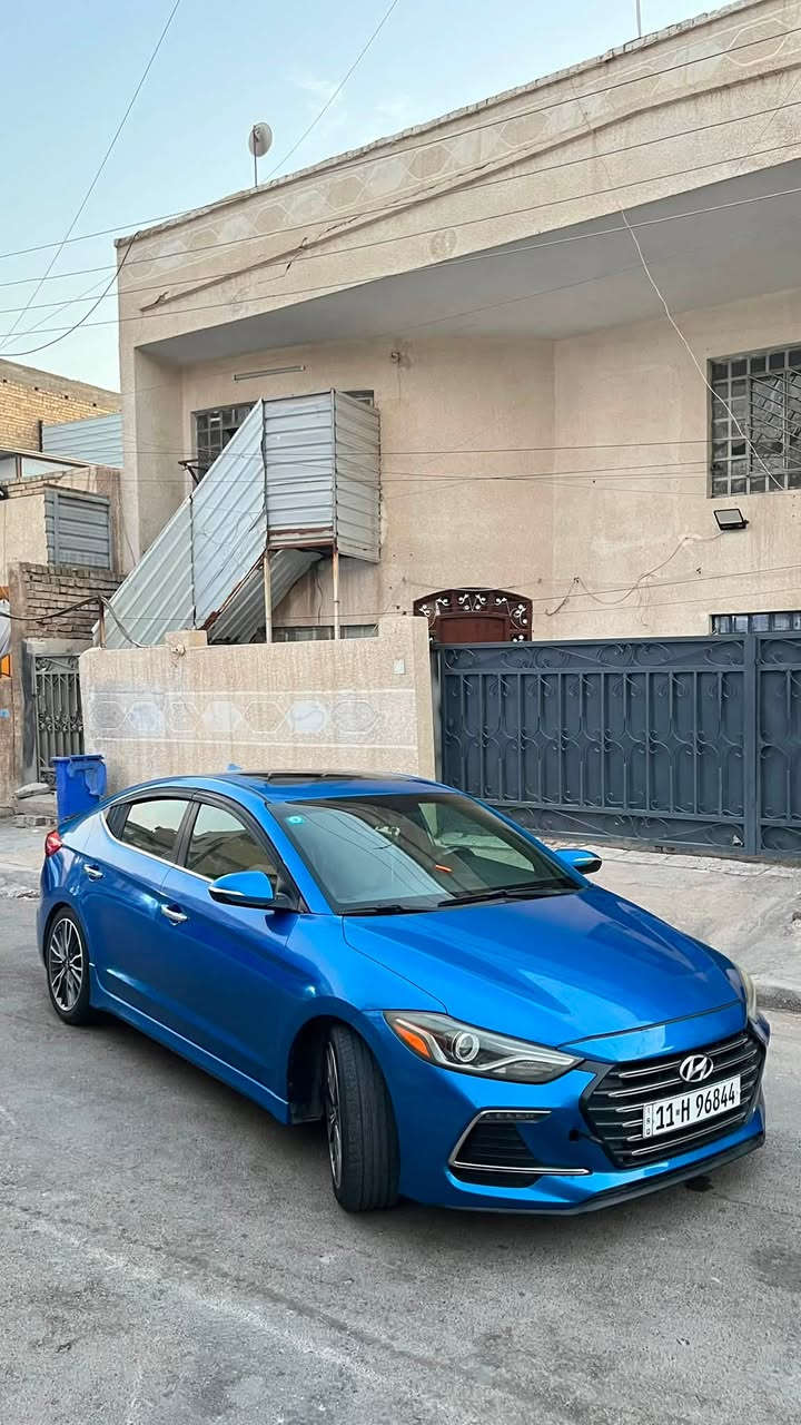 سلام عليكم النترة 2018 تيربو
محرك1600تيربو فتحة بصمة أبواب ويل 18 لايت زنون بلادي ابيض السيارة فول مواصفات السياره خير من الله السيارة حادثة قطعة وحدة بس الباب الخلف السايق فقط السعر 150 مكاني بغداد متواجد واتساب فقط ***********
