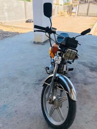 ايراني • ٢٠٢٢ • محرك نضيف