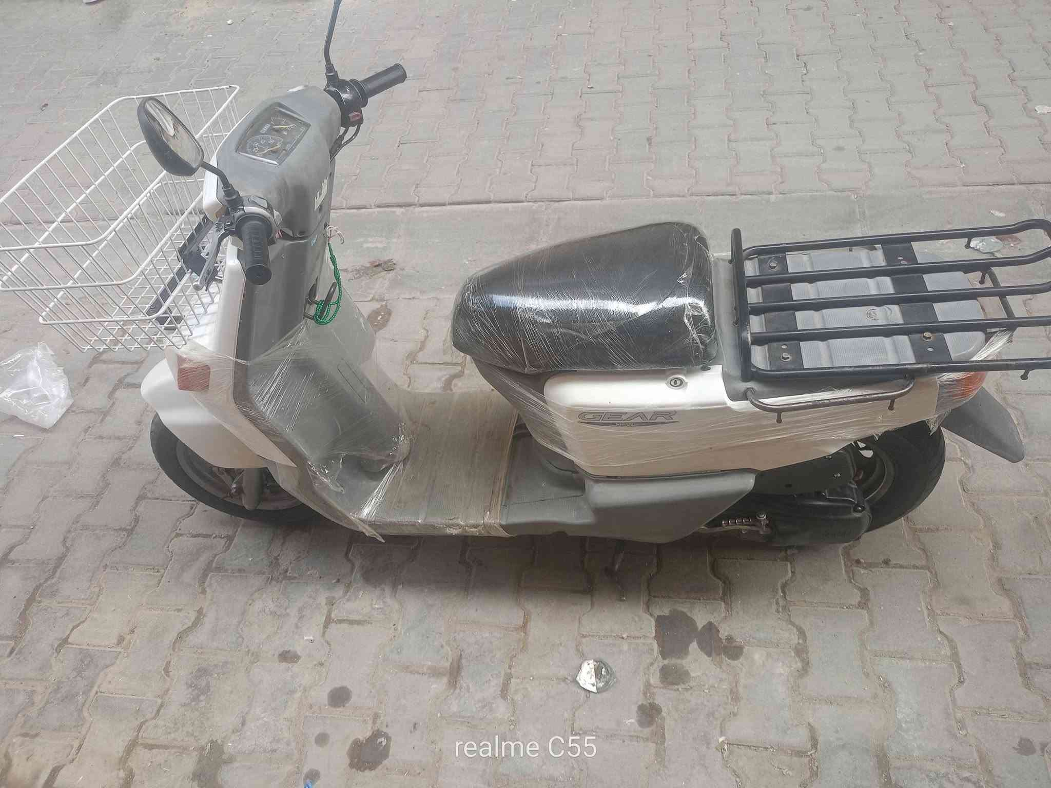 ✨ دراجة للبيع بيكم🏍️✨
🔥 نظيفة ومرتبة وجاهزة للاستخدام

💰 السعر: 600الف دينار 
💵 يوجد مجال بسيط بالسعر للجادين

📍 #العنوان_الكاظمية_قرب_شعبة_الخامسة 
📞 #للاستفسار_***********

نص مكتوب في الصور:
- realme C55