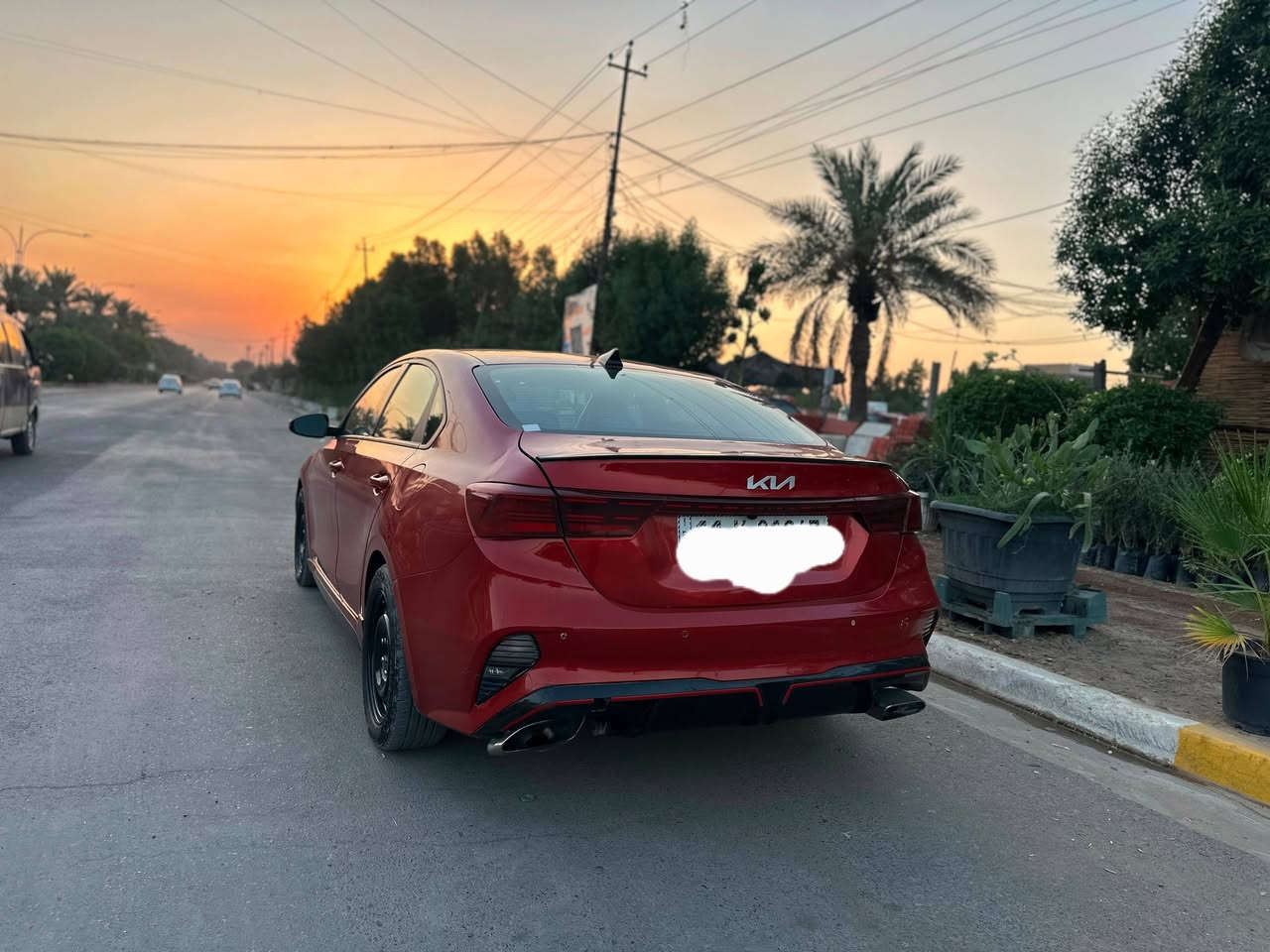 يالله السلام عليكم
فورتي GT 2023
رقم بغداد ب اسمي تحويل ثاني يوم  مكينه 1600 تيربو كير dct
تبريد قطعتين 
السياره اعلى شي بفئتهة 
وارد امريكي حادثها الصفحه لعكس السايق بچم كبس   
السياره فول رياضي كزوز بلادي ٣ وضعيات قياده كشنات كهرباء ومطرزه GT 
كشنات تبريد تدفئه سستم سماعات هارمن كاردمن اناره داخليه ابلادي فتحه وبصمه وتشغيل عن بعد تخم تاير جديد تخم ويل كوري اصلي جديد  السياره حلوه وعلا ايدي مال جناي مكاني بغداد الشعله  *********** بي واتس اب
