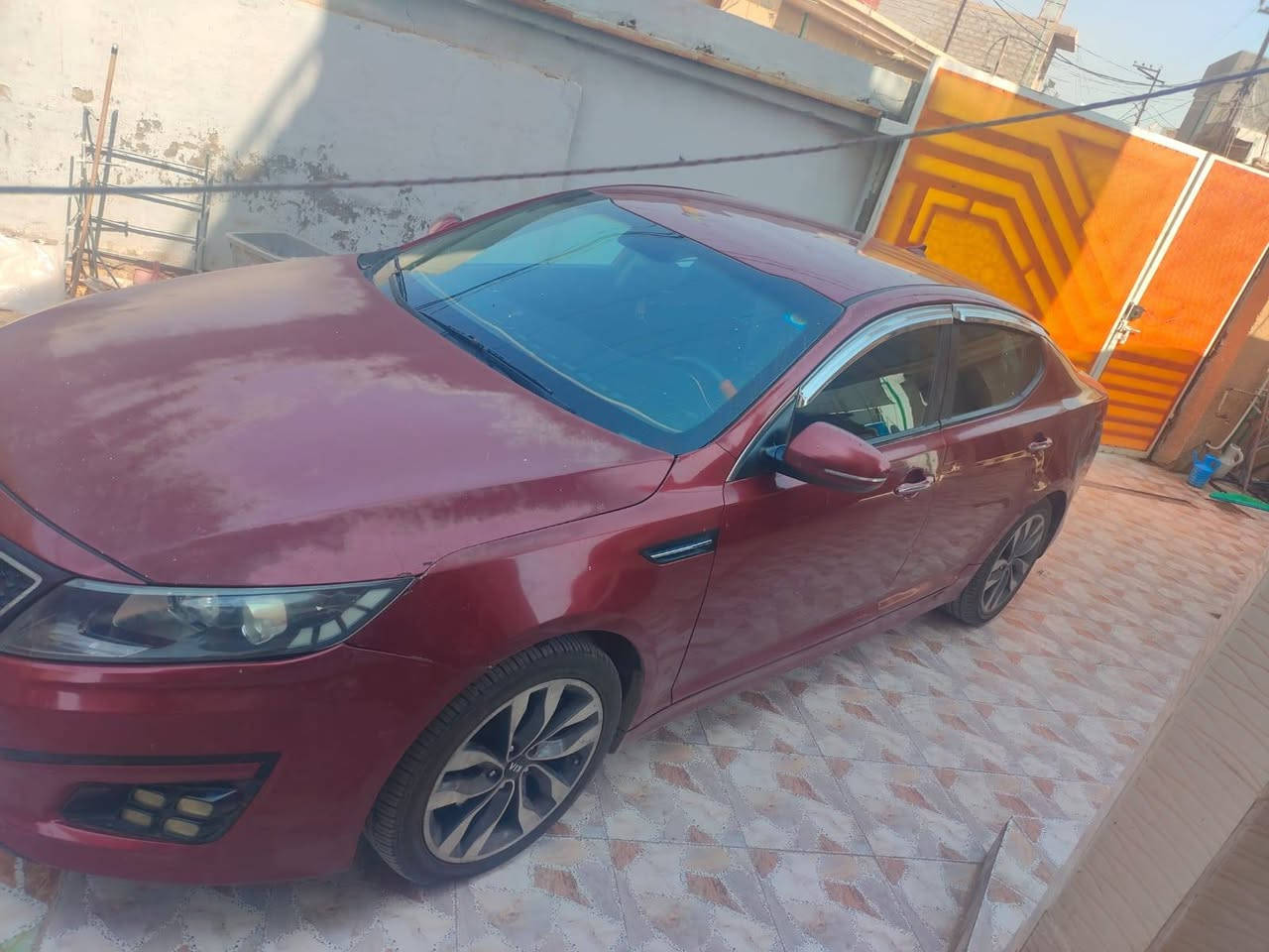 السعر   98    ورقة وبيها مجال خابر وتدلل
اوبتما  2015 وارد امريكي  
حادث امريكا مرفق   
 gdi 2000 توربو
محرك وكير وتبريد مكفول
تخم تاير جديد
فول 1/1 عدا الفتحة
بصمة تشغيل
كشن كهرباء 
شفتات ستيرن 
عليها ادامة كاملة قبل يومين نوزلات تخم بلكات ا ماتصرف الف دينار عليها 
تخم تاير جديد 

المكان  ديالى الخالص  
الاتصال ومراسلة وتساب 
***********
