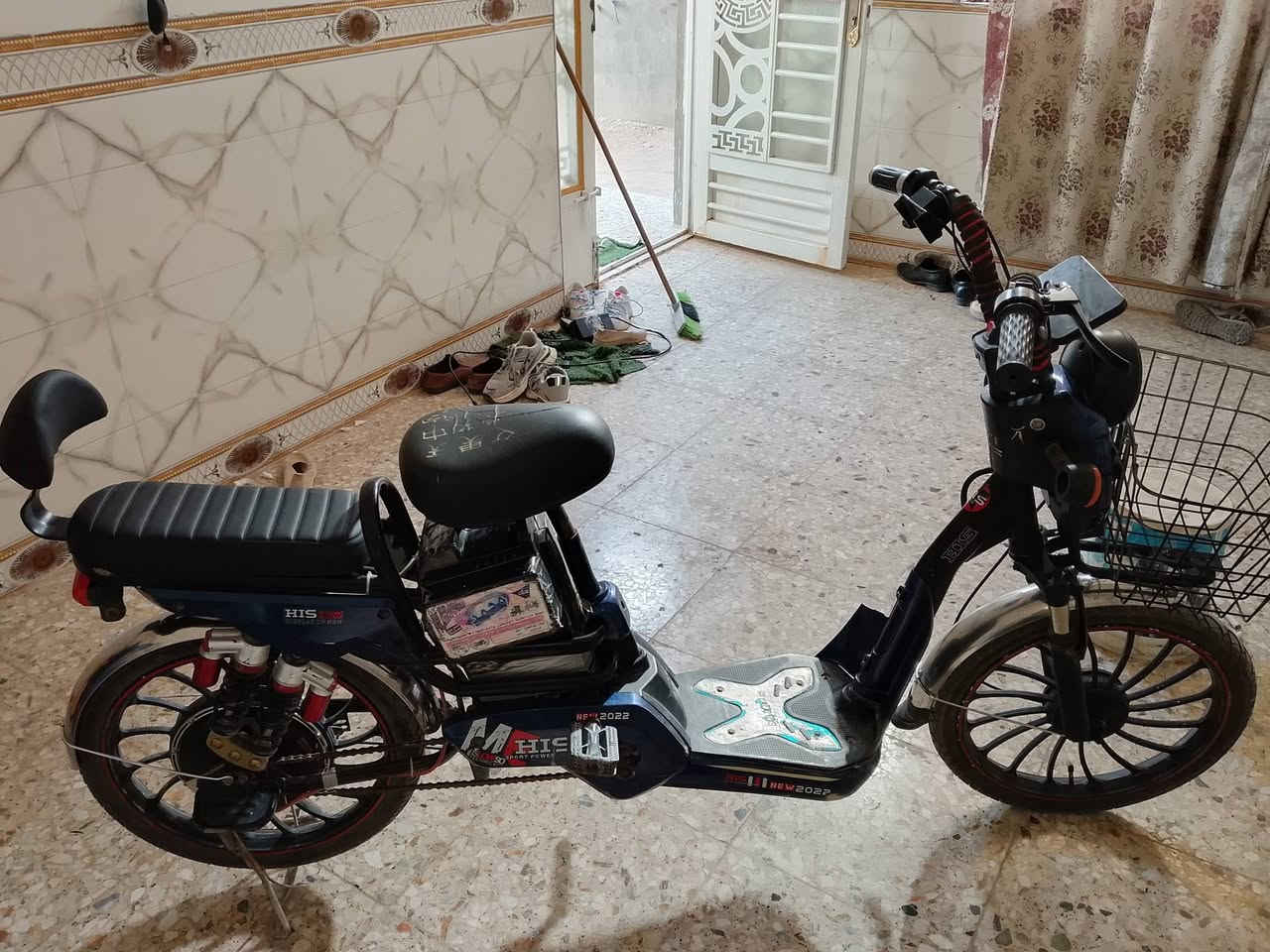سلام عليكم باسكل شحن للبيع مابي أي نقص بطاريات جديد مهات الفسفوره 2026 السعر 250 وبي مجال المكان كربلاء الحر منطقة الجمالية قرب جامع الامام السجاد رقم الهاتف *********** شراي أتصل على الرقم وبيك خير وتدلل
