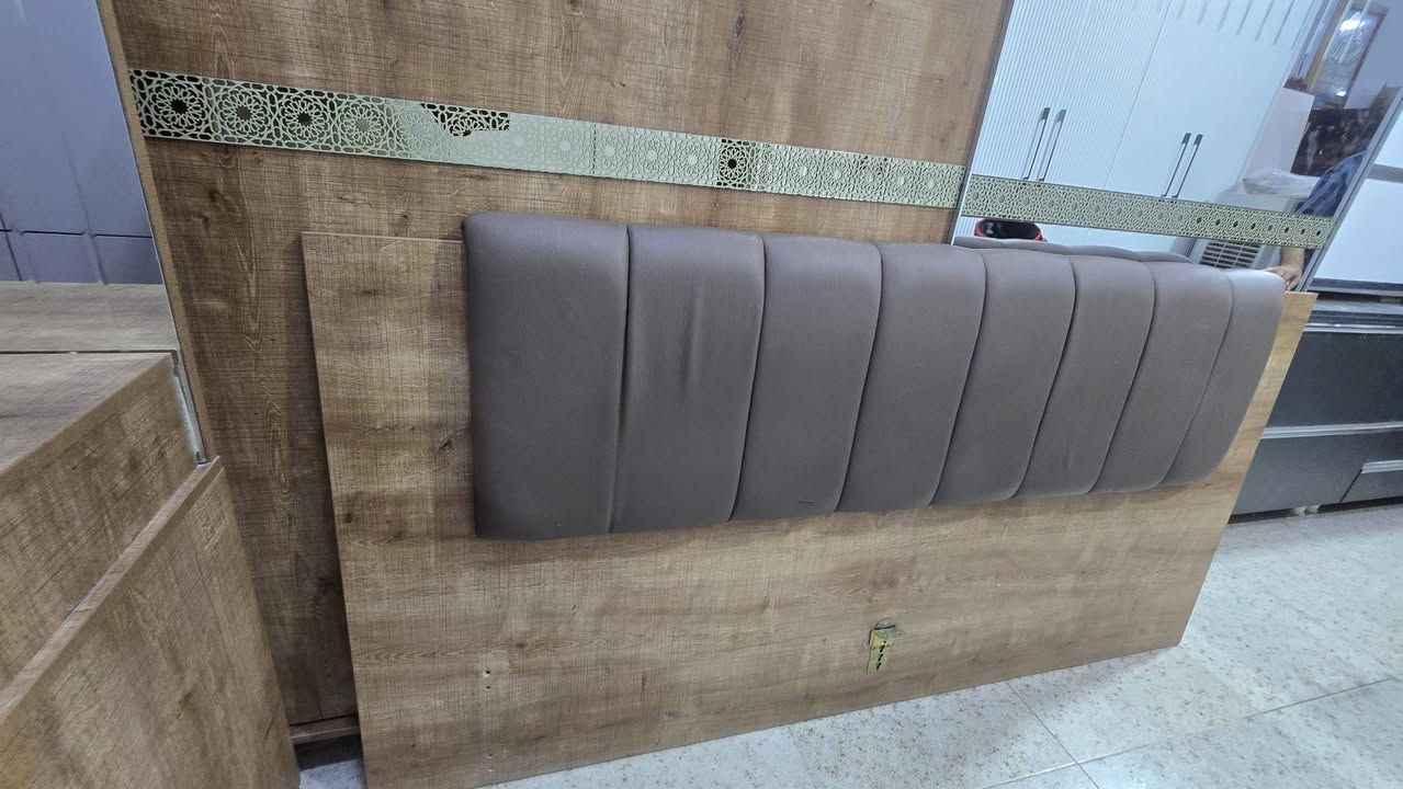 غرفه نوم تركي اسلايت مستعمل 5قطع سعر مناسب 290 الف (يرهم  مراوس ))
🌷🌷🌷🌷🌷🌷
اشتري غراض بيت مستعمل تخم ديوان كاونتر ميز طعام غرفه نوم ثلاجه مجمده غساله راسلونه خاص صوره 
🌷🌷🌷🌷🌷🌷
خانقين/ شارع مستودع خلف مركز شرطه ازادي [مزاد المندلاوي]
***********☎️
***********☎️
