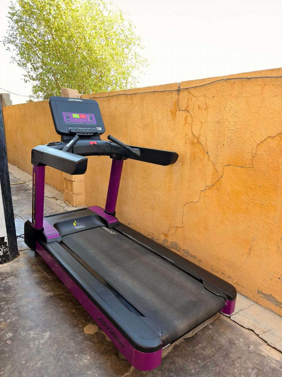 متوفر جهاز نوعية لايف فتنس الامريكي احدث ٱڝډٱڑ لاستفسار خاص ***********
