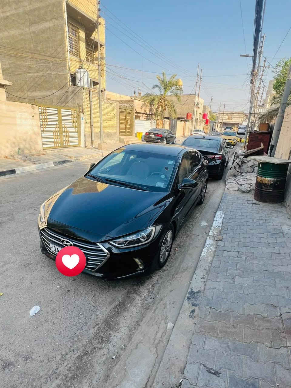 السلام عليكم 
الانتره مديل 2017 أمريكي 
مكينة 2000 دوش
كير AT
كير مكينه كفاله 
حداده💯 
تبريد ثلج 🥶 
سياره جديده احله من لصور 
بيه باب لسدر صبغ وباب لسايق صبغ 
بجم كبس 
رقم وسنويه جدد بصره 
مكاني بصره 
السعر 105 اذا اكو مراوس عادي 
***********
