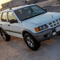 اسوزو ريدو • موديل ٢٠٠٠ • رقم بصره